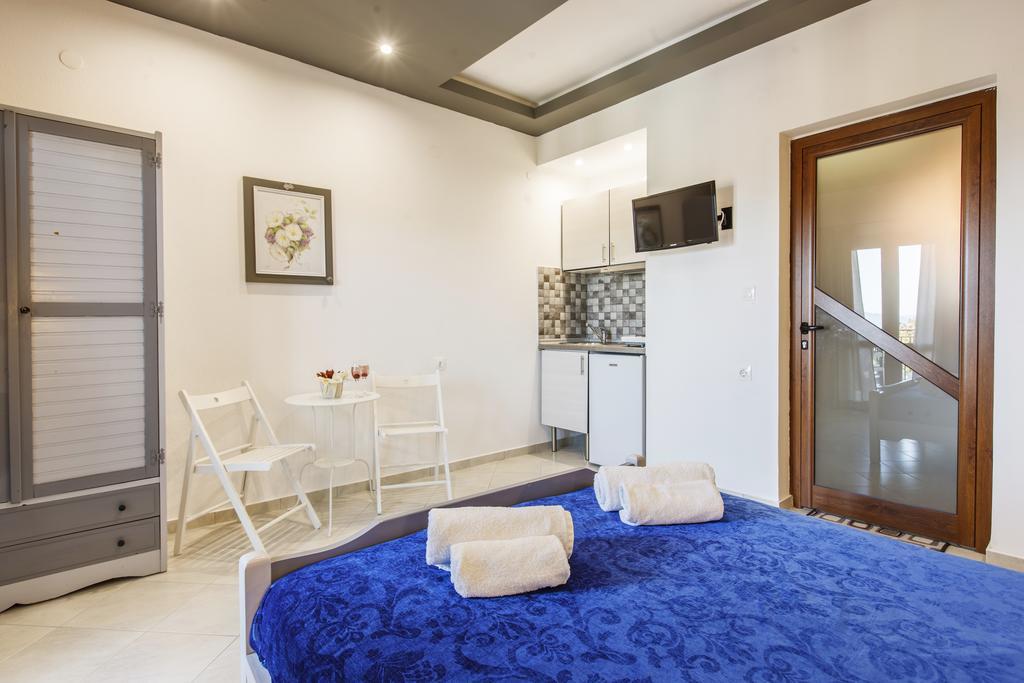 Seranides Boutique Hotel Kato Gatzea Exterior photo