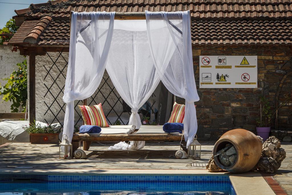 Seranides Boutique Hotel Kato Gatzea Exterior photo